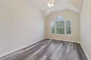 6207 Weaver Dr, Arlington, TX 76001 - Photo 32