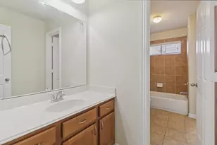 6207 Weaver Dr, Arlington, TX 76001 - Photo 30