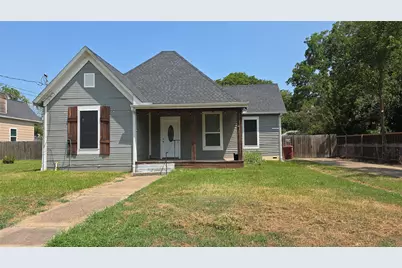 608 W 6th Street, Bonham, TX 75418 - Photo 1