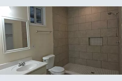 608 W 6th Street, Bonham, TX 75418 - Photo 8