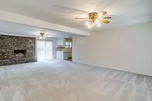 2928 Laredo Dr, Fort Worth, TX 76116 - Photo 6