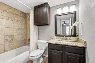 12919 Woodbend Ln, Dallas, TX 75243 - Photo 14