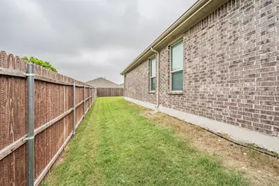 1125 Belsay Lane, Saginaw, TX 76131 - Photo 36
