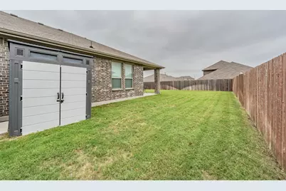 1125 Belsay Lane, Saginaw, TX 76131 - Photo 32