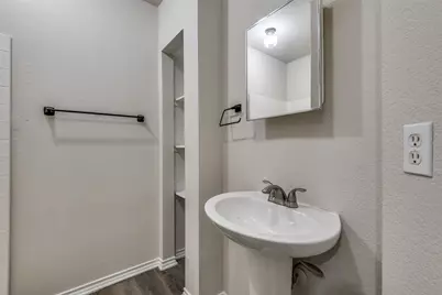 321 Queens Court S #B, Mansfield, TX 76063 - Photo 6
