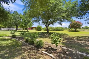 210 Rock Springs Ct, Waxahachie, TX 75165 - Photo 34