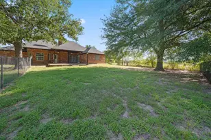 510 Oklahoma St, Van, TX 75790 - Photo 32