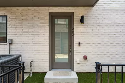 5707 Lindell Avenue #202, Dallas, TX 75206 - Photo 24