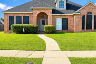 517 E Grubb Dr, Mesquite, TX 75149 - Photo 1