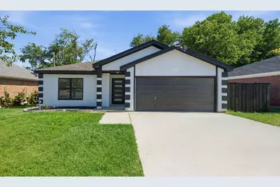 1720 N Bent Tree Trail, Grand Prairie, TX 75052 - Photo 2