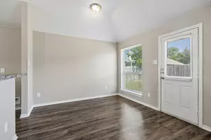 217 Troy Ln, Red Oak, TX 75154 - Photo 8