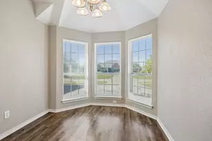 217 Troy Ln, Red Oak, TX 75154 - Photo 4