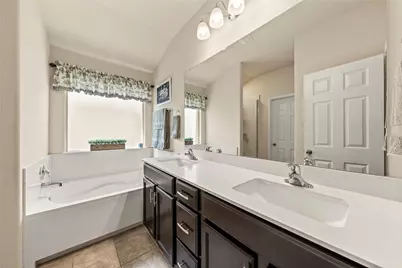 2912 Jackal Drive, Waco, TX 76655 - Photo 12