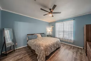 812 Chaparral Dr, Grand Prairie, TX 75052 - Photo 12