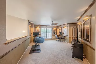 812 Chaparral Drive, Grand Prairie, TX 75052 - Photo 16