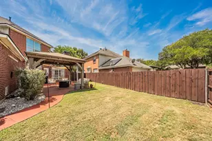 812 Chaparral Dr, Grand Prairie, TX 75052 - Photo 28