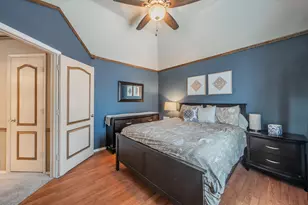 812 Chaparral Dr, Grand Prairie, TX 75052 - Photo 20