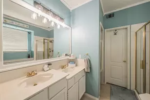 812 Chaparral Dr, Grand Prairie, TX 75052 - Photo 14