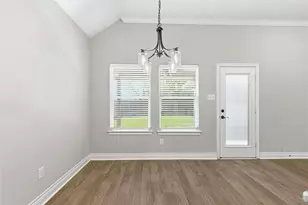 7904 Grant Ln, Greenville, TX 75402 - Photo 22