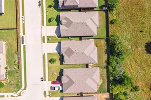 7904 Grant Ln, Greenville, TX 75402 - Photo 16