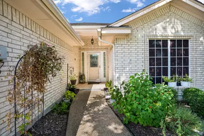 210 Bluebonnet Lane, Waxahachie, TX 75165 - Photo 2