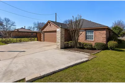 3809 S Peachtree Road, Balch Springs, TX 75180 - Photo 2