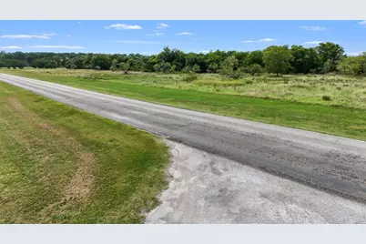 1735 White Bluff Drive, Whitney, TX 76692 - Photo 2