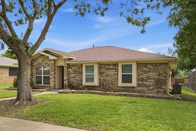 1830 Tiburon Bend, Lewisville, TX 75067 - Photo 2