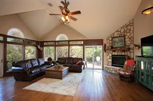 880 Cliffs Dr, Possum Kingdom Lake, TX 76449 - Photo 6