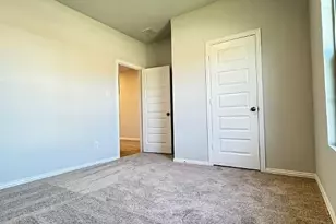 3300 Kingdom Dr, Denton, TX 76208 - Photo 4
