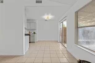 2022 High Summit Dr, Garland, TX 75041 - Photo 6