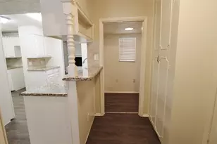 900 Valley Ridge Dr, DeSoto, TX 75115 - Photo 8