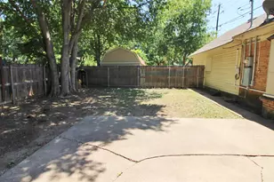 900 Valley Ridge Dr, DeSoto, TX 75115 - Photo 20