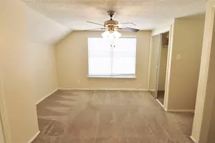 900 Valley Ridge Dr, DeSoto, TX 75115 - Photo 14