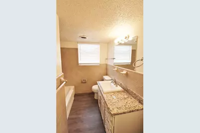 900 Valley Ridge Drive, DeSoto, TX 75115 - Photo 12