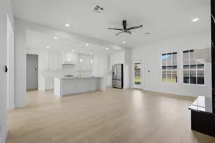 905 Cumberland St, McGregor, TX 76657 - Photo 18