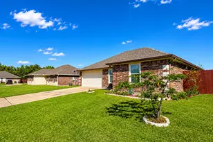 2003 Firefly Cir, Bellmead, TX 76705 - Photo 8