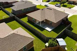 2003 Firefly Cir, Bellmead, TX 76705 - Photo 26