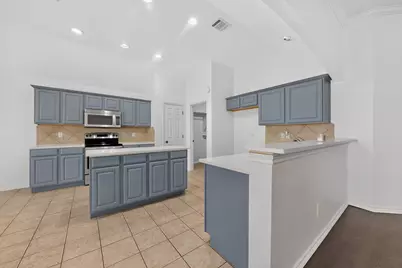 839 Evergreen Lane, Burleson, TX 76028 - Photo 10
