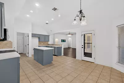 839 Evergreen Lane, Burleson, TX 76028 - Photo 16
