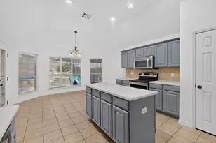839 Evergreen Ln, Burleson, TX 76028 - Photo 12