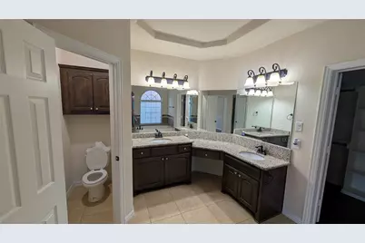12461 Bridgeport Drive, Frisco, TX 75035 - Photo 8