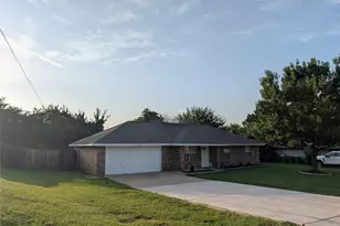 118 Westridge Dr, Springtown, TX 76082 - Photo 1