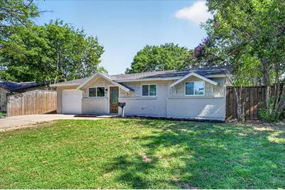 4421 Gary Drive, Haltom City, TX 76117 - Photo 4