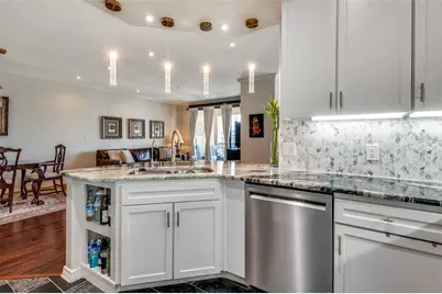 330 Las Colinas Boulevard E #1016, Irving, TX 75039 - Photo 10