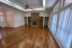 1712 Hampton Ct, Bedford, TX 76021 - Photo 2