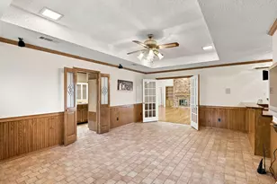 1712 Hampton Ct, Bedford, TX 76021 - Photo 16