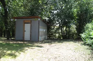 740 Emberwood Dr, Dallas, TX 75232 - Photo 18