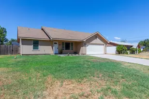 2910 Wenwood Rd, Abilene, TX 79606 - Photo 2