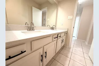1603 E Peters Colony Road, Carrollton, TX 75007 - Photo 16